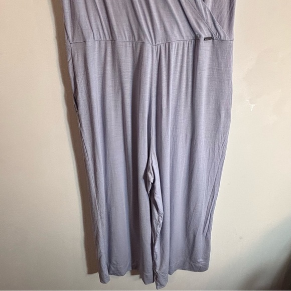 ICEBREAKER Sz M-L (estimated) Hana Jumpsuit Wide Leg V-Neck Merino Wool - Picture 8 of 11